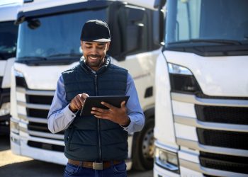 5 Easy Steps to Hire a Transport and Logistics Company