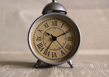 Start with Small Steps: A Guide to Saving for Travel and Vacation Goals